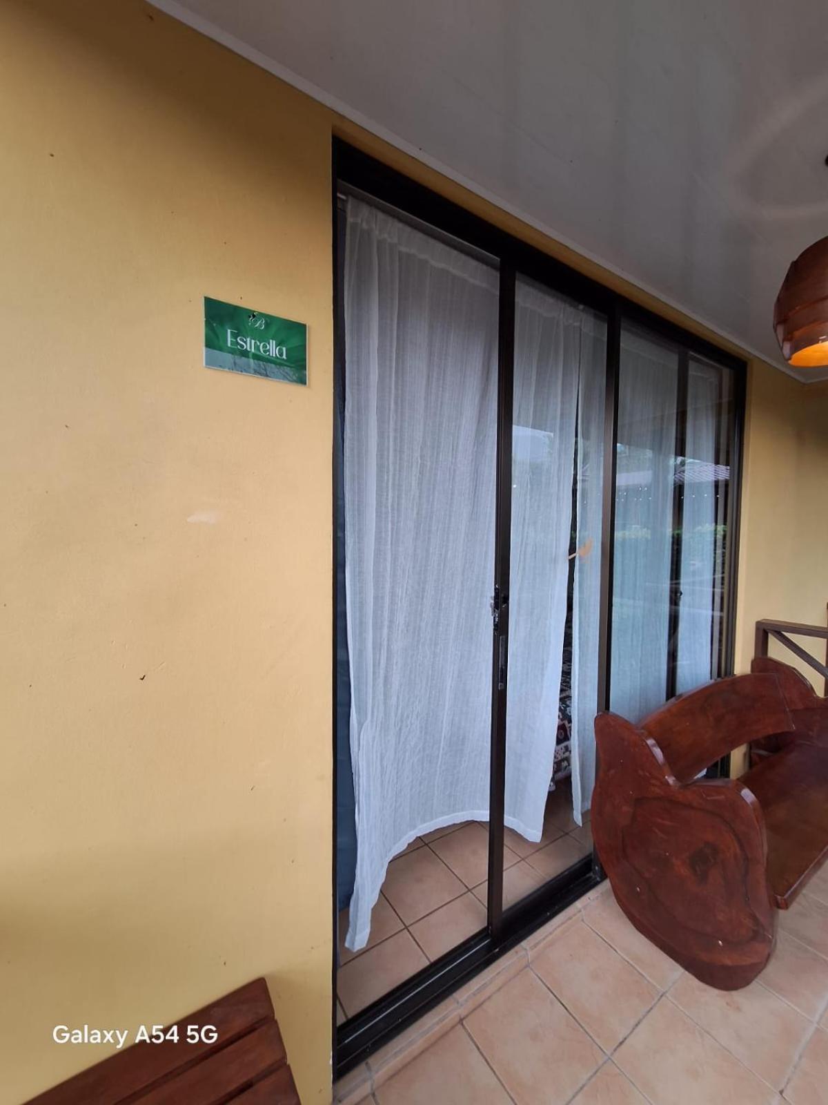 Iris Arenal Hotel La Fortuna Extérieur photo